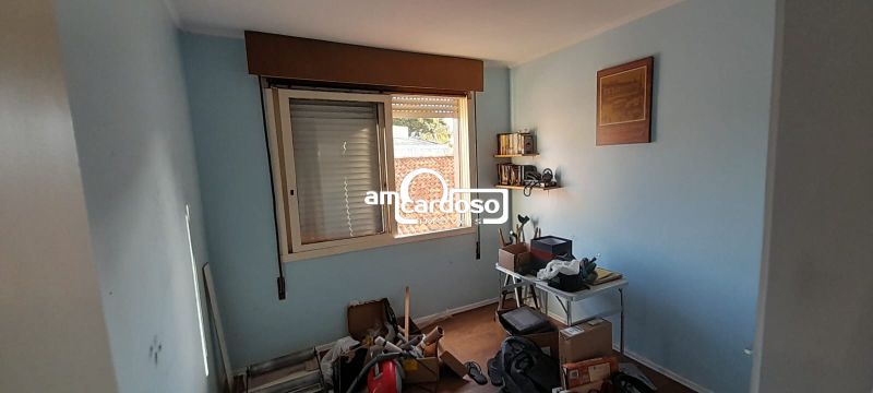 Apartamento com 3 quartos, 2 banheiros e 95m² à venda no bairro Sao Sebastiao, Porto Alegre