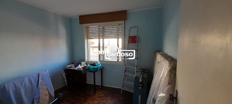 Apartamento com 3 quartos, 2 banheiros e 95m² à venda no bairro Sao Sebastiao, Porto Alegre