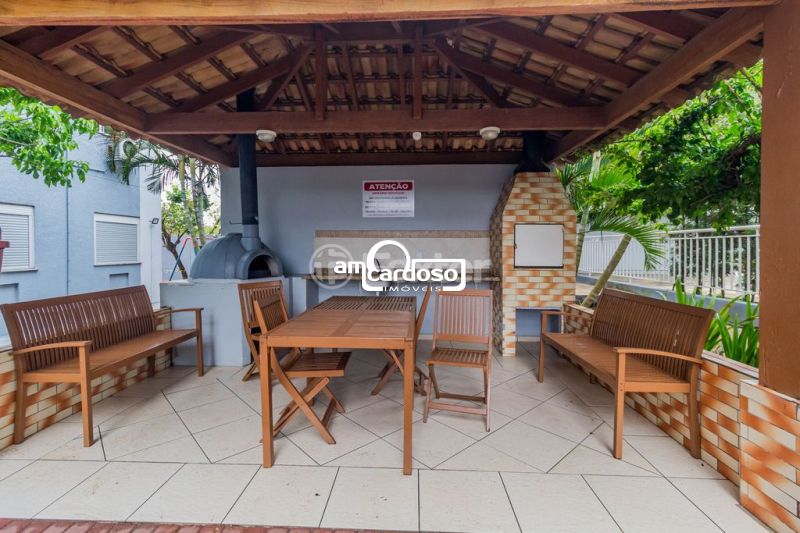 Apartamento com 2 quartos, 1 banheiro e 48m² à venda no bairro Jardim Leopoldina, Porto Alegre