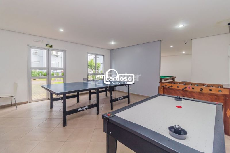 Apartamento com 2 quartos, 1 banheiro e 48m² à venda no bairro Jardim Leopoldina, Porto Alegre