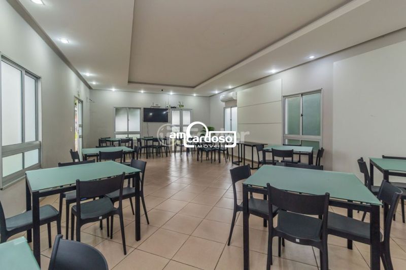 Apartamento com 2 quartos, 1 banheiro e 48m² à venda no bairro Jardim Leopoldina, Porto Alegre