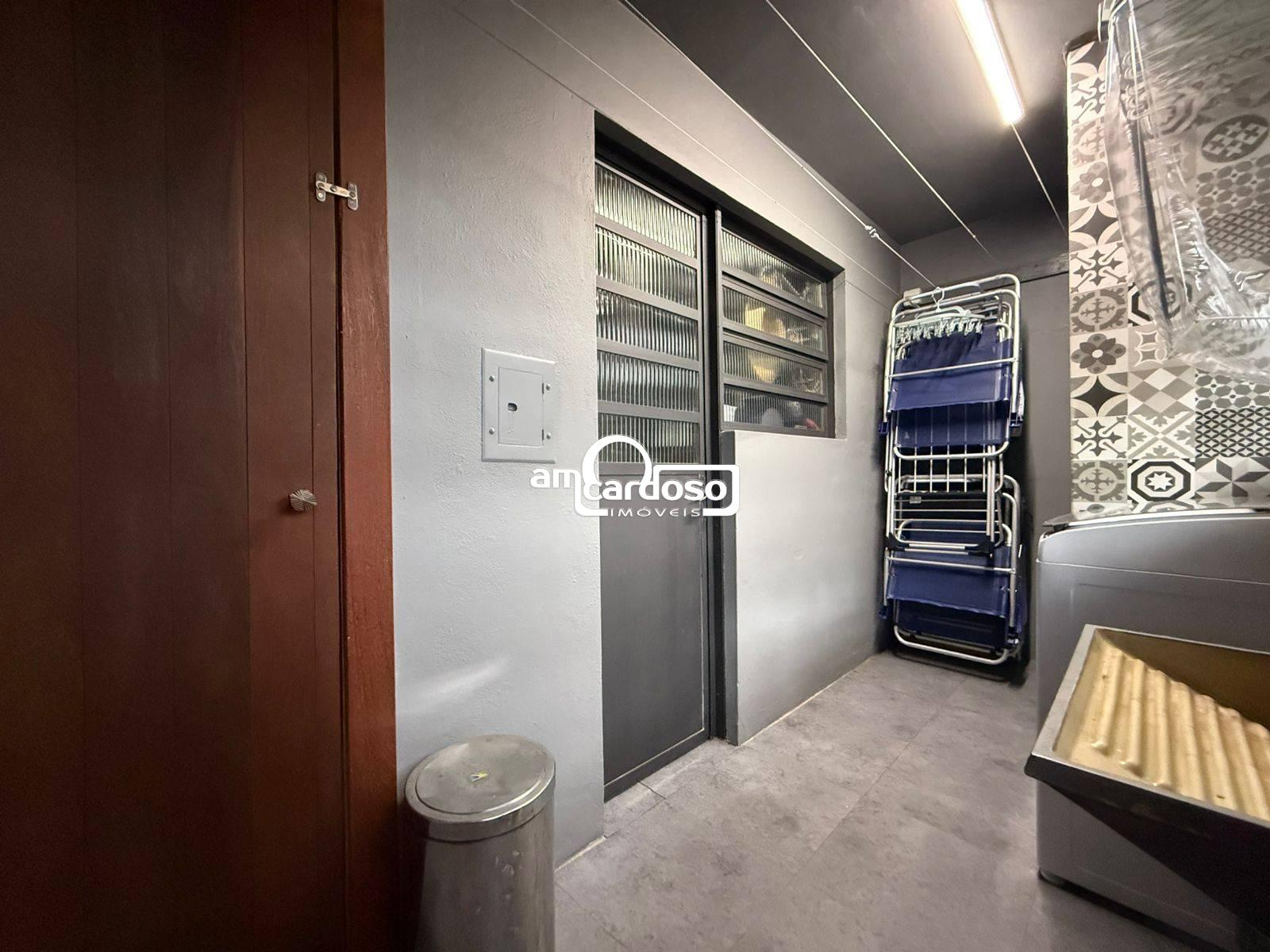 Casa com 3 quartos, 3 banheiros e 120m² à venda no bairro Sao Sebastiao, Porto Alegre