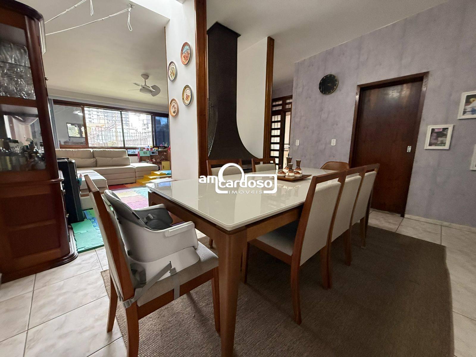 Casa com 3 quartos, 3 banheiros e 120m² à venda no bairro Sao Sebastiao, Porto Alegre