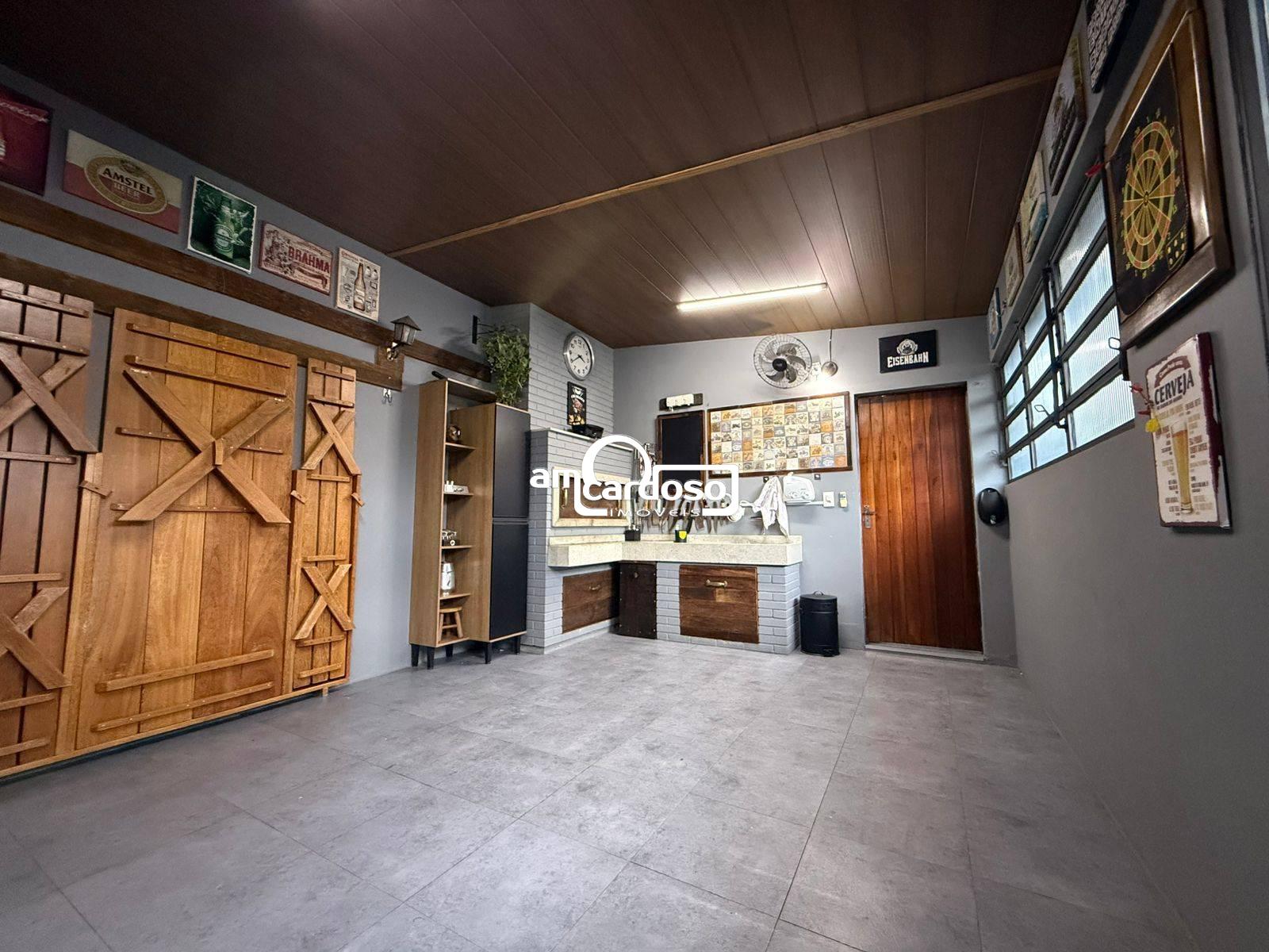 Casa com 3 quartos, 3 banheiros e 120m² à venda no bairro Sao Sebastiao, Porto Alegre