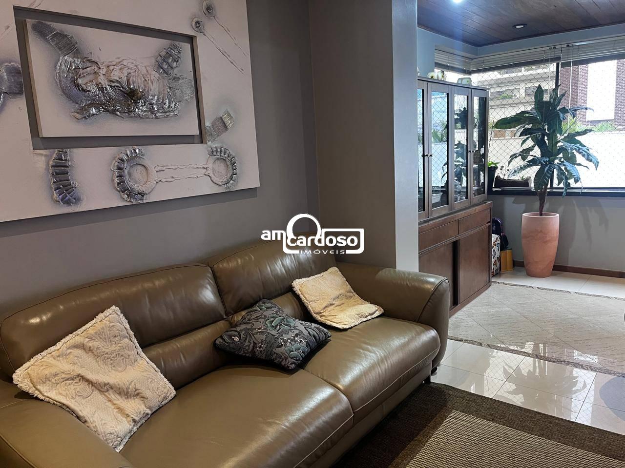 Apartamento com 3 quartos, 3 banheiros e 94m² à venda no bairro Jardim Lindoia, Porto Alegre