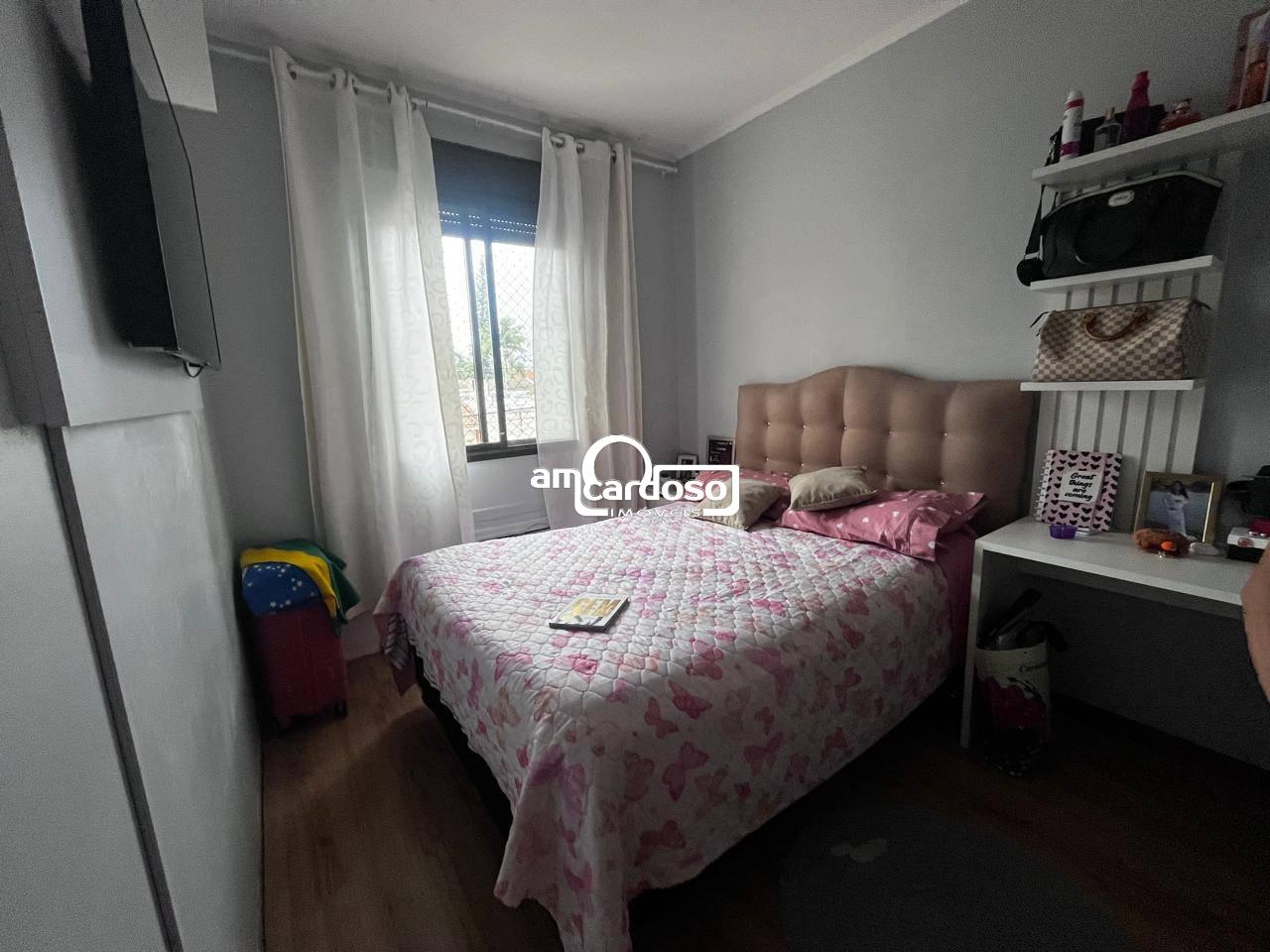 Apartamento com 3 quartos, 3 banheiros e 94m² à venda no bairro Jardim Lindoia, Porto Alegre