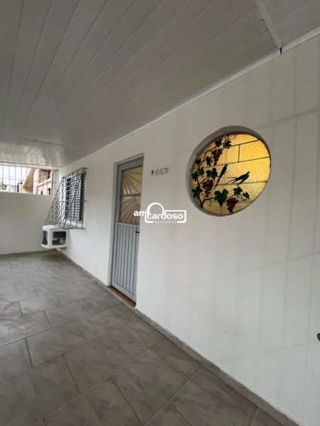 Casa com 3 quartos, 6 banheiros e 100m² à venda no bairro Sarandi, Porto Alegre