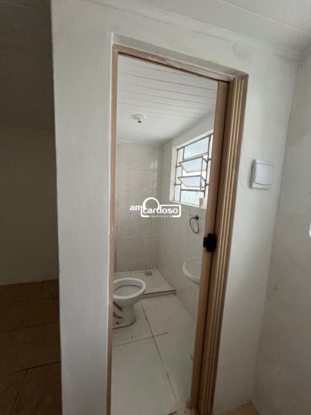 Casa com 3 quartos, 6 banheiros e 100m² à venda no bairro Sarandi, Porto Alegre