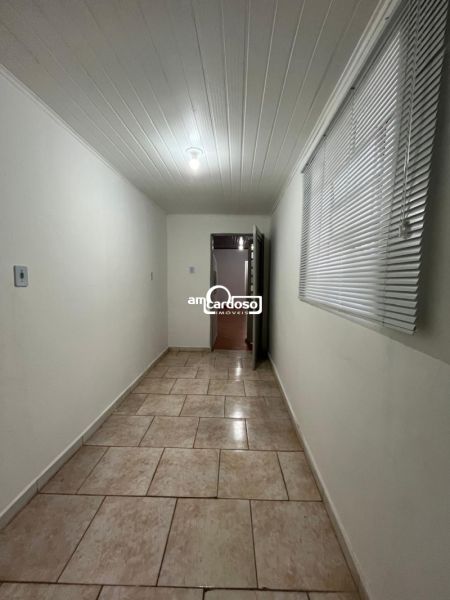 Casa com 3 quartos, 6 banheiros e 100m² à venda no bairro Sarandi, Porto Alegre