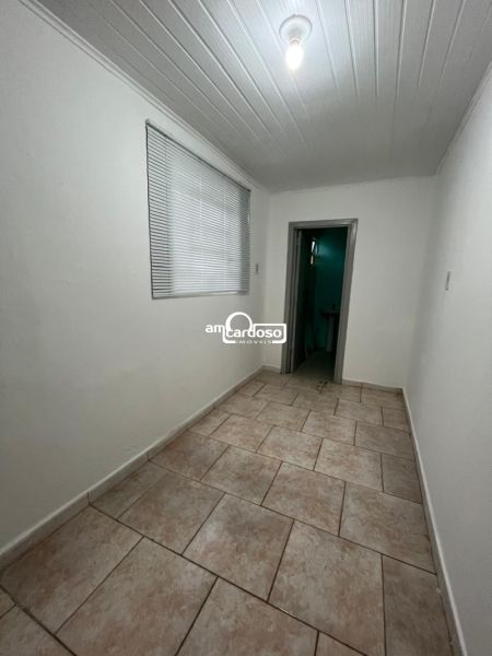 Casa com 3 quartos, 6 banheiros e 100m² à venda no bairro Sarandi, Porto Alegre