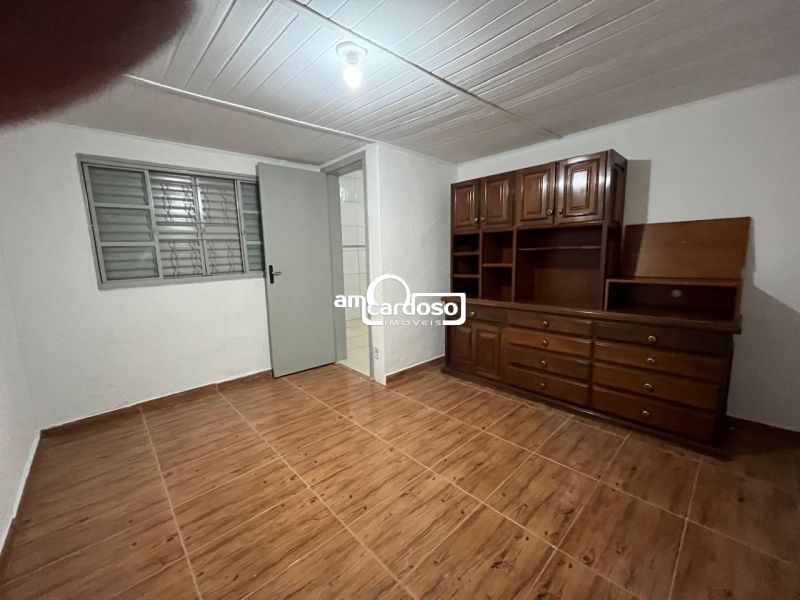 Casa com 3 quartos, 6 banheiros e 100m² à venda no bairro Sarandi, Porto Alegre