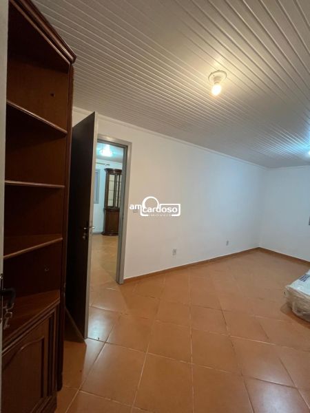 Casa com 3 quartos, 6 banheiros e 100m² à venda no bairro Sarandi, Porto Alegre