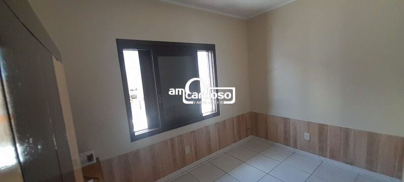 Casa com 3 quartos e 173m² à venda no bairro Jardim Lindoia, Porto Alegre