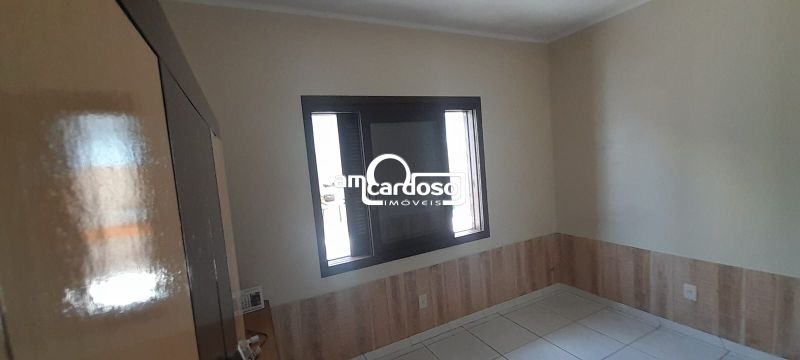Casa com 3 quartos e 173m² à venda no bairro Jardim Lindoia, Porto Alegre