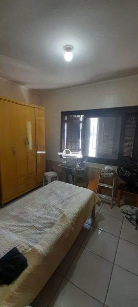 Casa com 3 quartos e 173m² à venda no bairro Jardim Lindoia, Porto Alegre