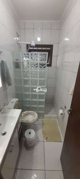 Casa com 3 quartos e 173m² à venda no bairro Jardim Lindoia, Porto Alegre