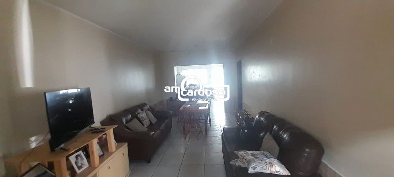Casa com 3 quartos e 173m² à venda no bairro Jardim Lindoia, Porto Alegre
