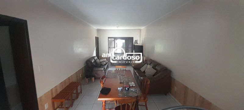 Casa com 3 quartos e 173m² à venda no bairro Jardim Lindoia, Porto Alegre