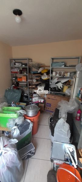 Casa com 3 quartos e 173m² à venda no bairro Jardim Lindoia, Porto Alegre