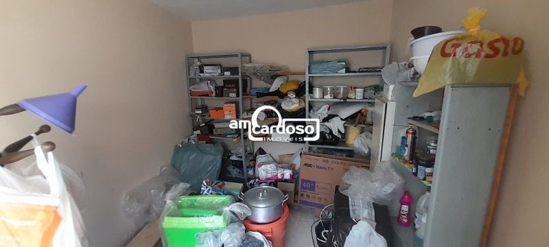 Casa com 3 quartos e 173m² à venda no bairro Jardim Lindoia, Porto Alegre