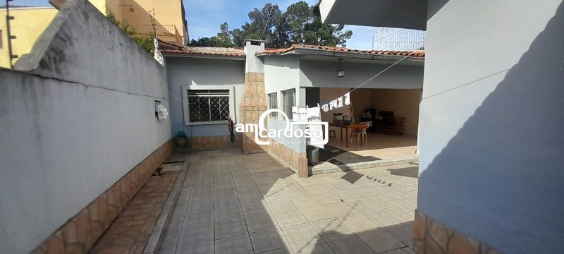 Casa com 3 quartos e 173m² à venda no bairro Jardim Lindoia, Porto Alegre