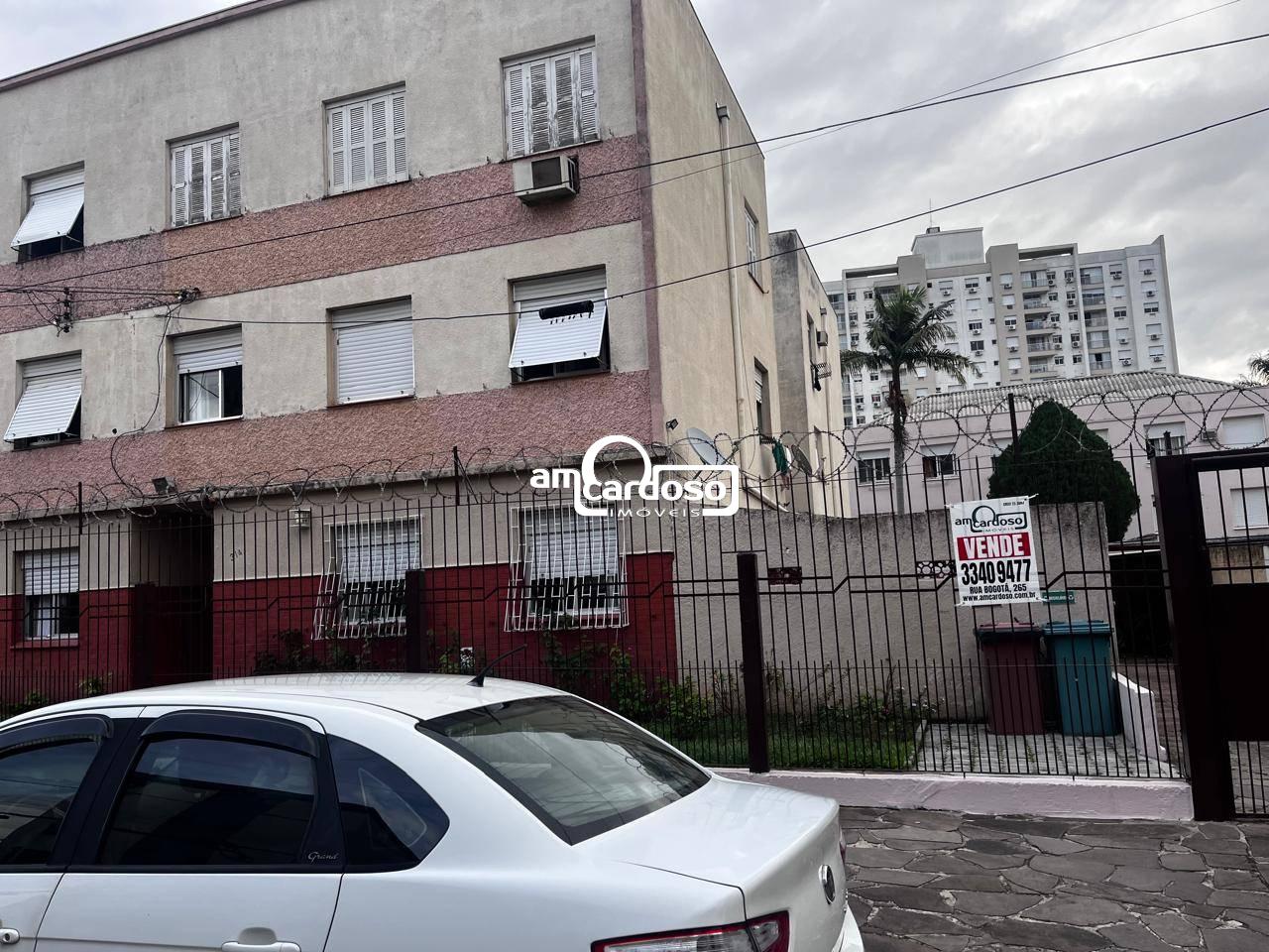Apartamento com 3 quartos, 1 banheiro e 80m² à venda no bairro Sao Sebastiao, Porto Alegre