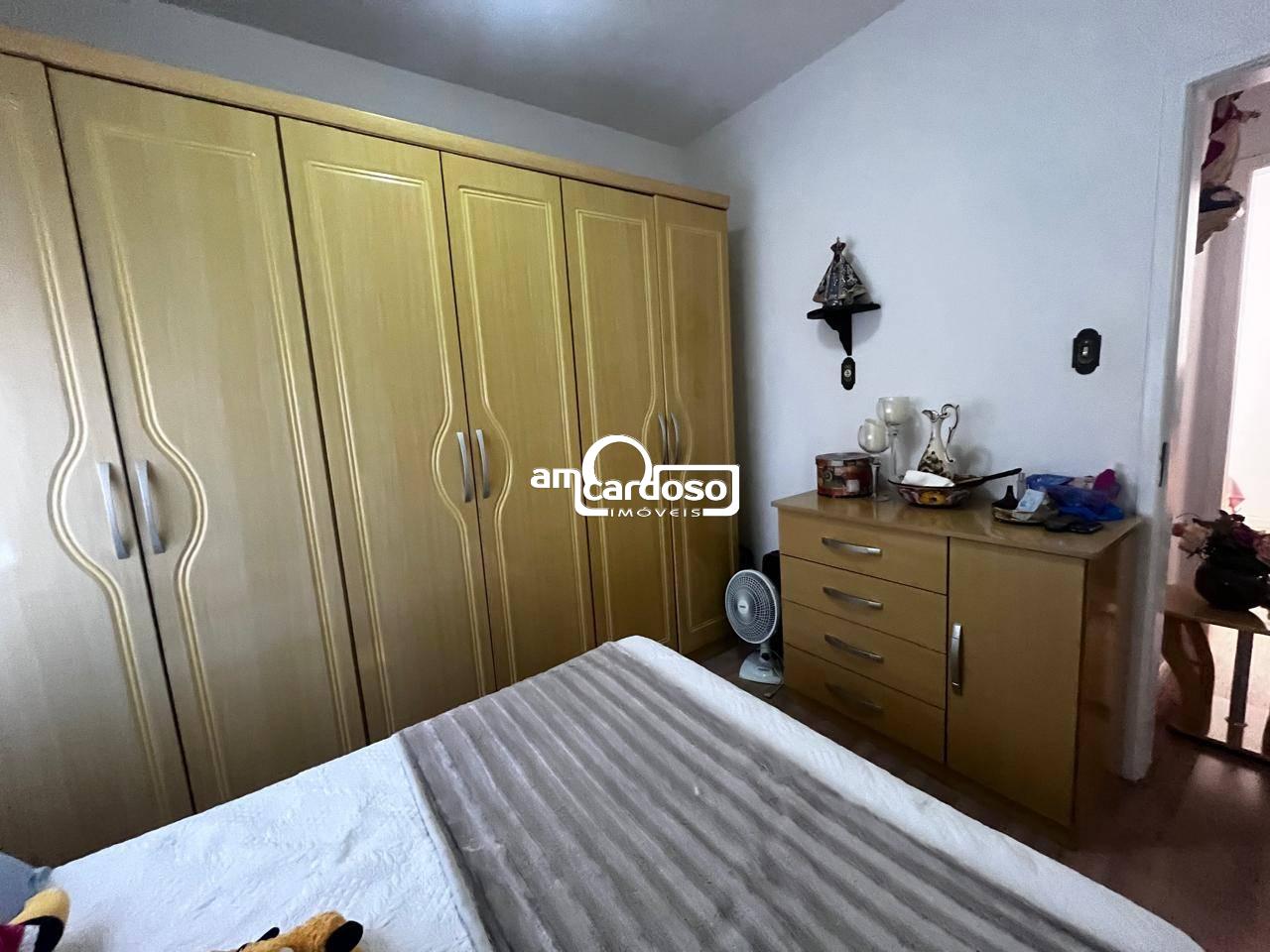 Apartamento com 3 quartos, 1 banheiro e 80m² à venda no bairro Sao Sebastiao, Porto Alegre