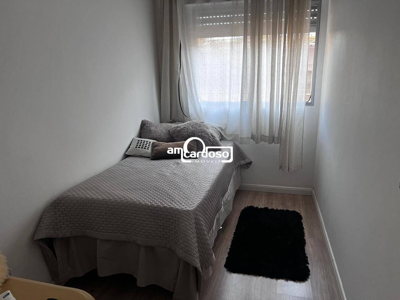Apartamento com 3 quartos, 1 banheiro e 80m² à venda no bairro Sao Sebastiao, Porto Alegre