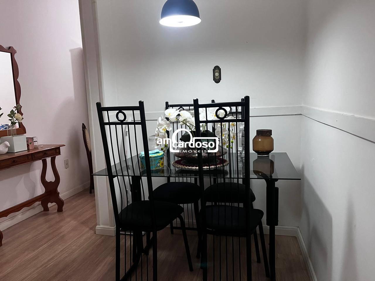 Apartamento com 3 quartos, 1 banheiro e 80m² à venda no bairro Sao Sebastiao, Porto Alegre