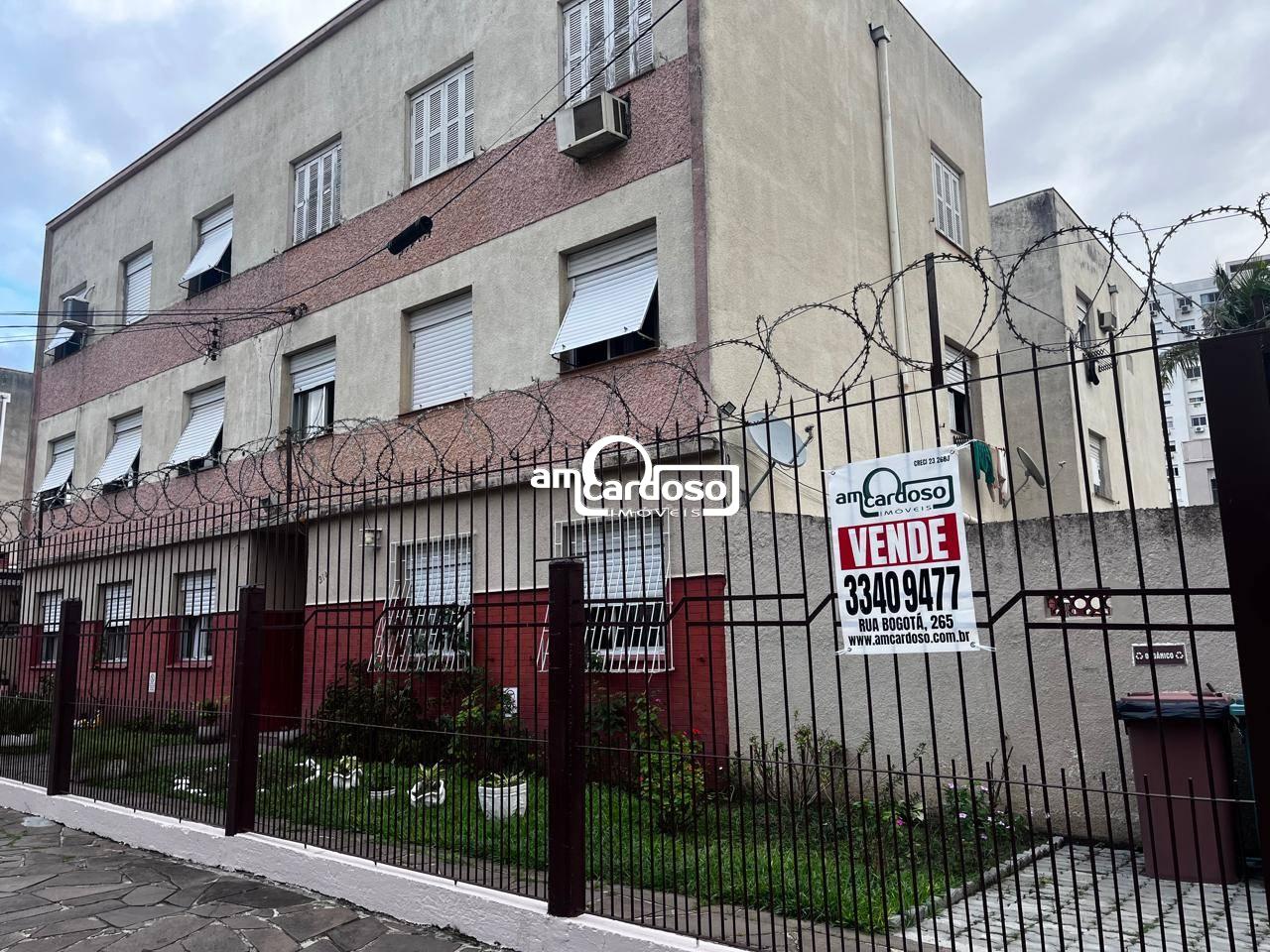 Apartamento com 3 quartos, 1 banheiro e 80m² à venda no bairro Sao Sebastiao, Porto Alegre