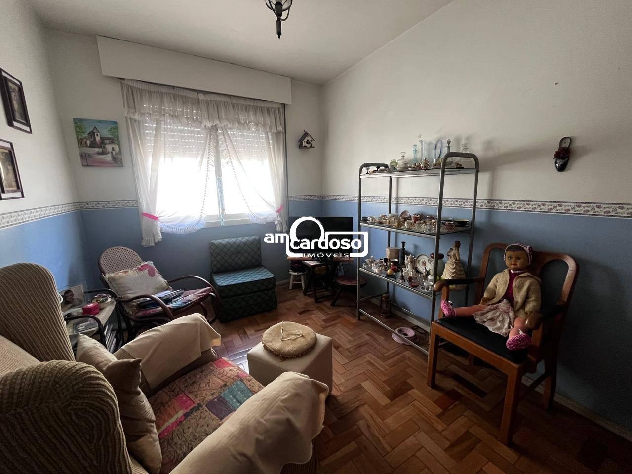 Apartamento com 2 quartos, 1 banheiro e 54m² à venda no bairro Sao Sebastiao, Porto Alegre