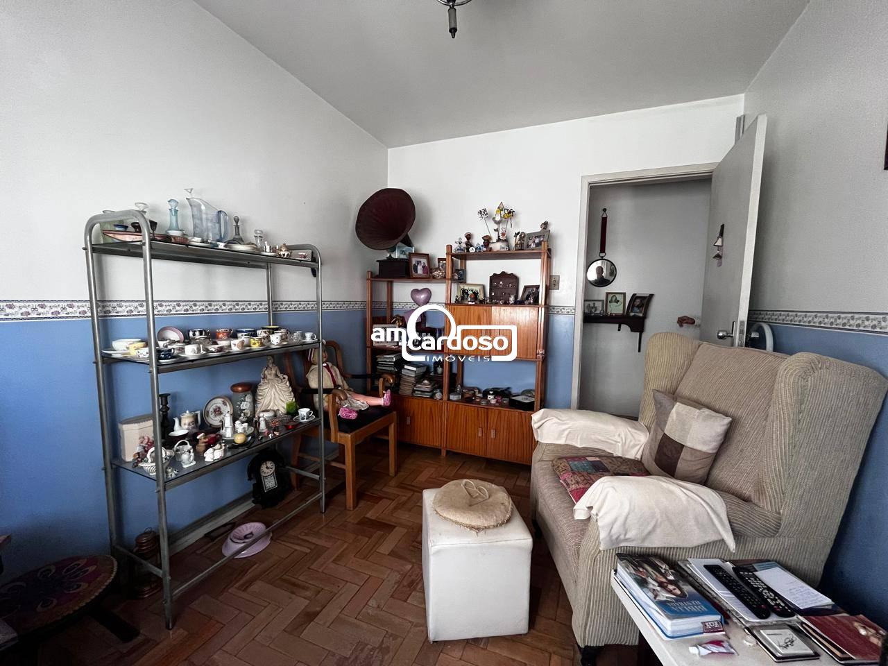 Apartamento com 2 quartos, 1 banheiro e 54m² à venda no bairro Sao Sebastiao, Porto Alegre