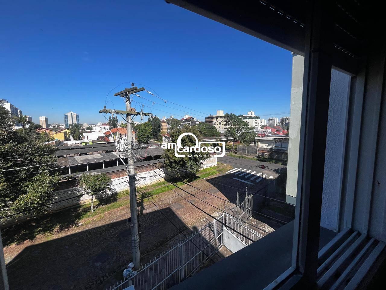 Apartamento com 2 quartos, 1 banheiro e 54m² à venda no bairro Sao Sebastiao, Porto Alegre
