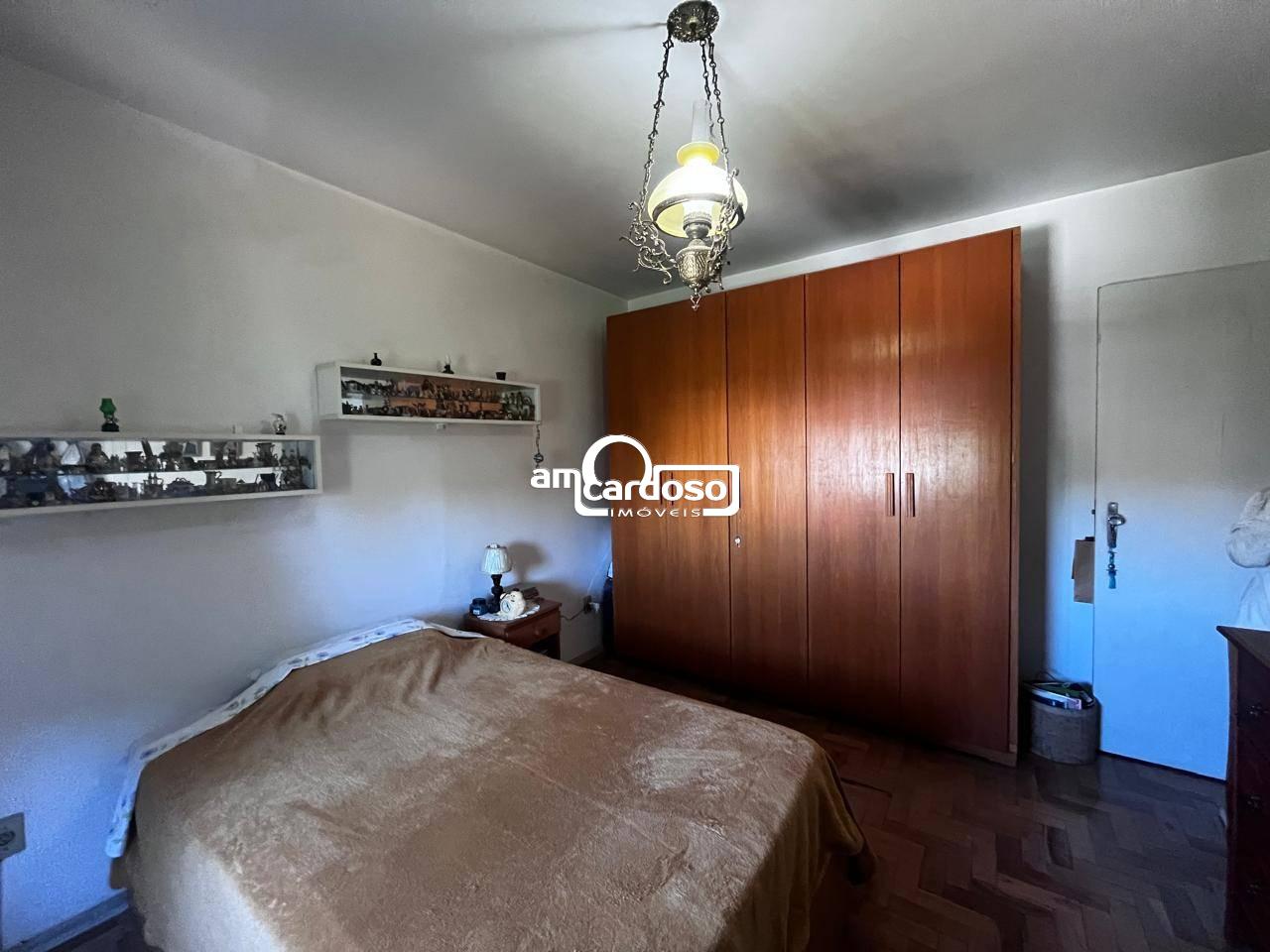 Apartamento com 2 quartos, 1 banheiro e 54m² à venda no bairro Sao Sebastiao, Porto Alegre