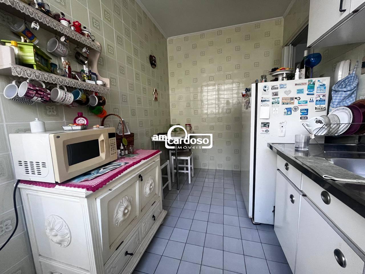Apartamento com 2 quartos, 1 banheiro e 54m² à venda no bairro Sao Sebastiao, Porto Alegre