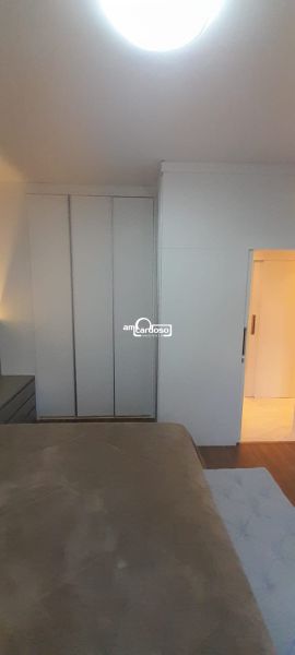 Apartamento com 2 quartos, 2 banheiros e 70m² à venda no bairro Menino Deus, Porto Alegre