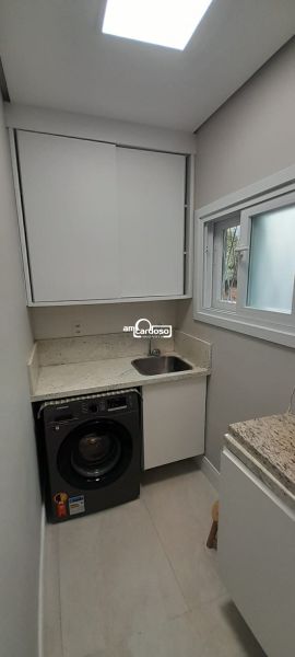 Apartamento com 2 quartos, 2 banheiros e 70m² à venda no bairro Menino Deus, Porto Alegre