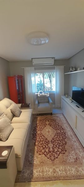 Apartamento com 2 quartos, 2 banheiros e 70m² à venda no bairro Menino Deus, Porto Alegre