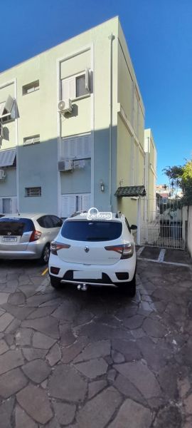Apartamento com 2 quartos, 2 banheiros e 70m² à venda no bairro Menino Deus, Porto Alegre
