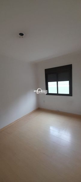 Apartamento com 2 quartos, 2 banheiros e 82m² à venda no bairro Vila Ipiranga, Porto Alegre