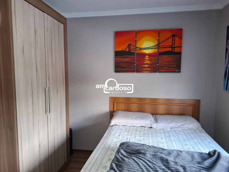 Sobrado com 2 quartos, 2 banheiros e 118m² à venda no bairro Parque Santa Fé, Porto Alegre