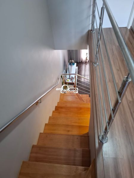 Sobrado com 2 quartos, 2 banheiros e 118m² à venda no bairro Parque Santa Fé, Porto Alegre