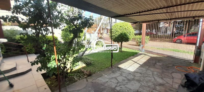 Casa com 2 quartos, 2 banheiros e 100m² à venda no bairro Sao Sebastiao, Porto Alegre