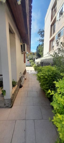 Casa com 2 quartos, 2 banheiros e 100m² à venda no bairro Sao Sebastiao, Porto Alegre