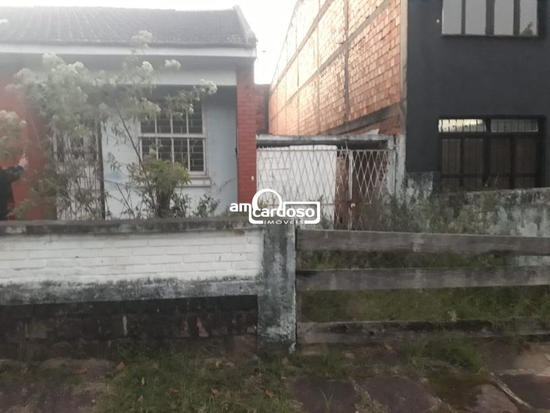 Casa com 2 quartos, 1 banheiro e 90m² à venda no bairro Sarandi, Porto Alegre