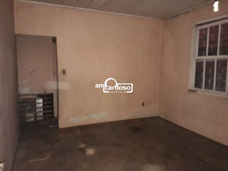 Casa com 2 quartos, 1 banheiro e 90m² à venda no bairro Sarandi, Porto Alegre
