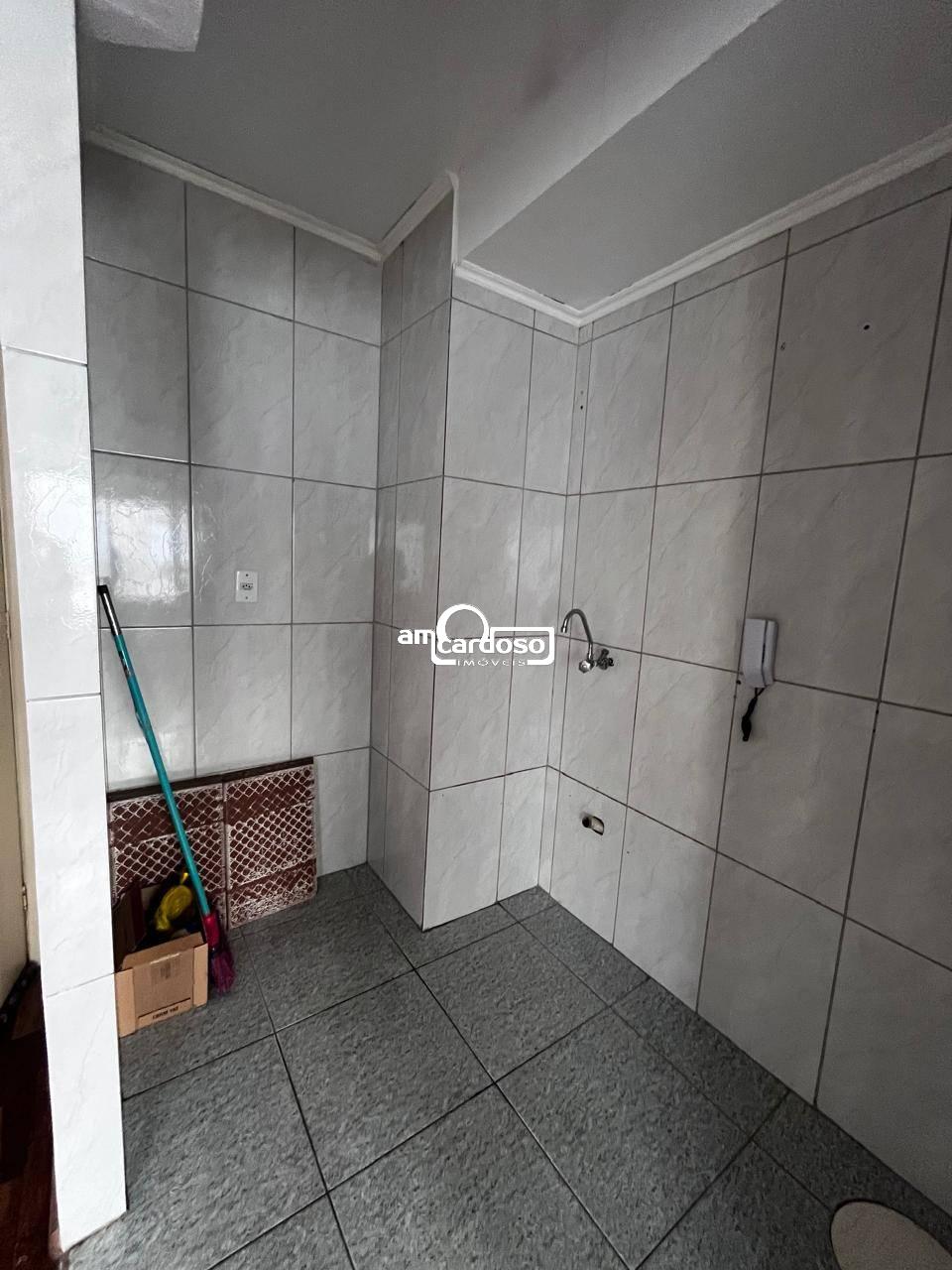kitnet/Conjugado com 1 quarto, 1 banheiro e 33m² à venda no bairro Jardim Leopoldina, Porto Alegre