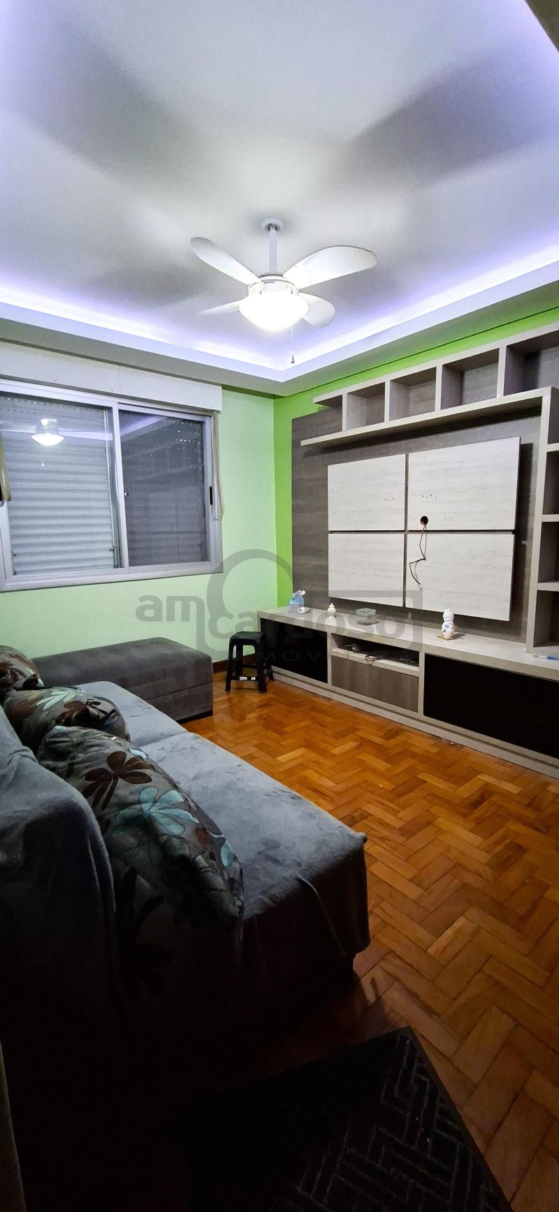 Apartamento mobiliado de 3 dormitórios no bairro São Sebastião