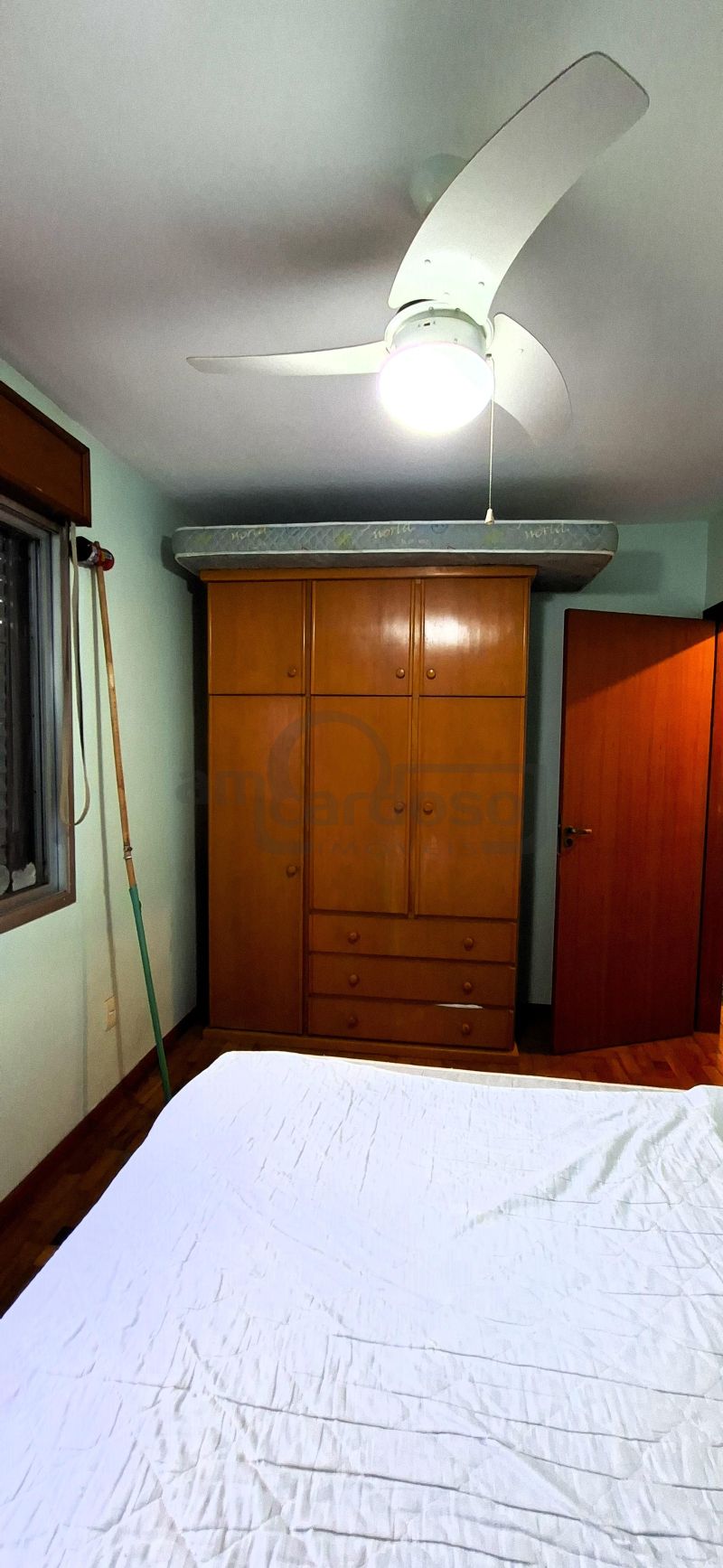 Apartamento mobiliado de 3 dormitórios no bairro São Sebastião