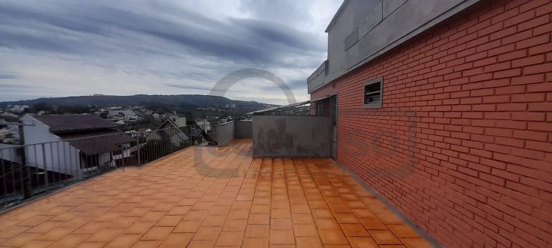APARTAMENTO COM 2 DORMITÓRIOS + DORMITÓRIO AUXILIAR, 2 BANHEIROS, ESTACIONAMENTO COBERTO